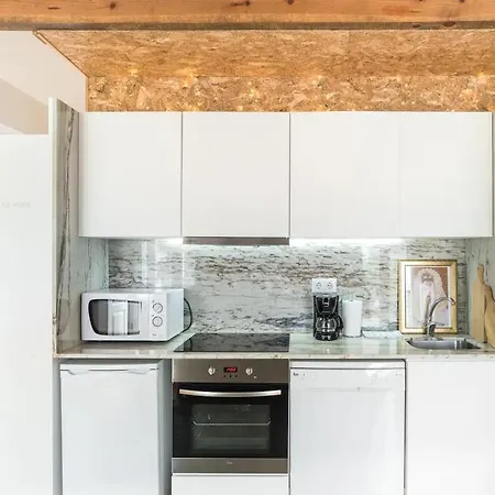 Duplex W/ Ac In Praca Republica By Lovelystay Porto